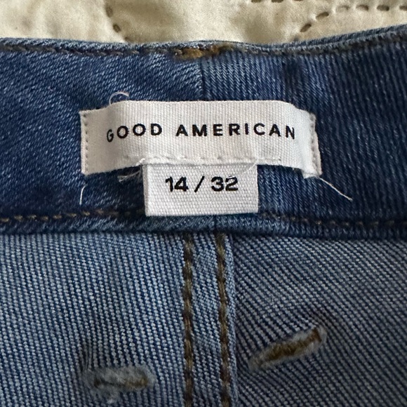 Good American Jeans - Picture 6 of 8